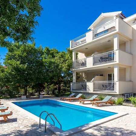 Beautiful Apartment In Pinezici With Wifi Exterior foto