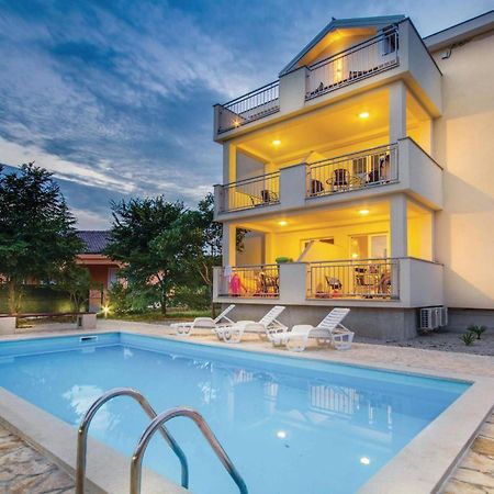 Beautiful Apartment In Pinezici With Wifi Exterior foto