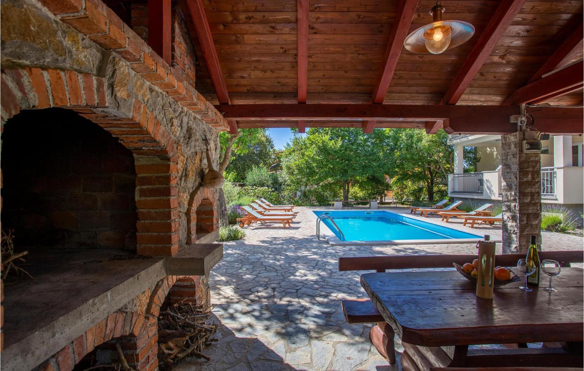 Beautiful Apartment In Pinezici With Wifi Exterior foto
