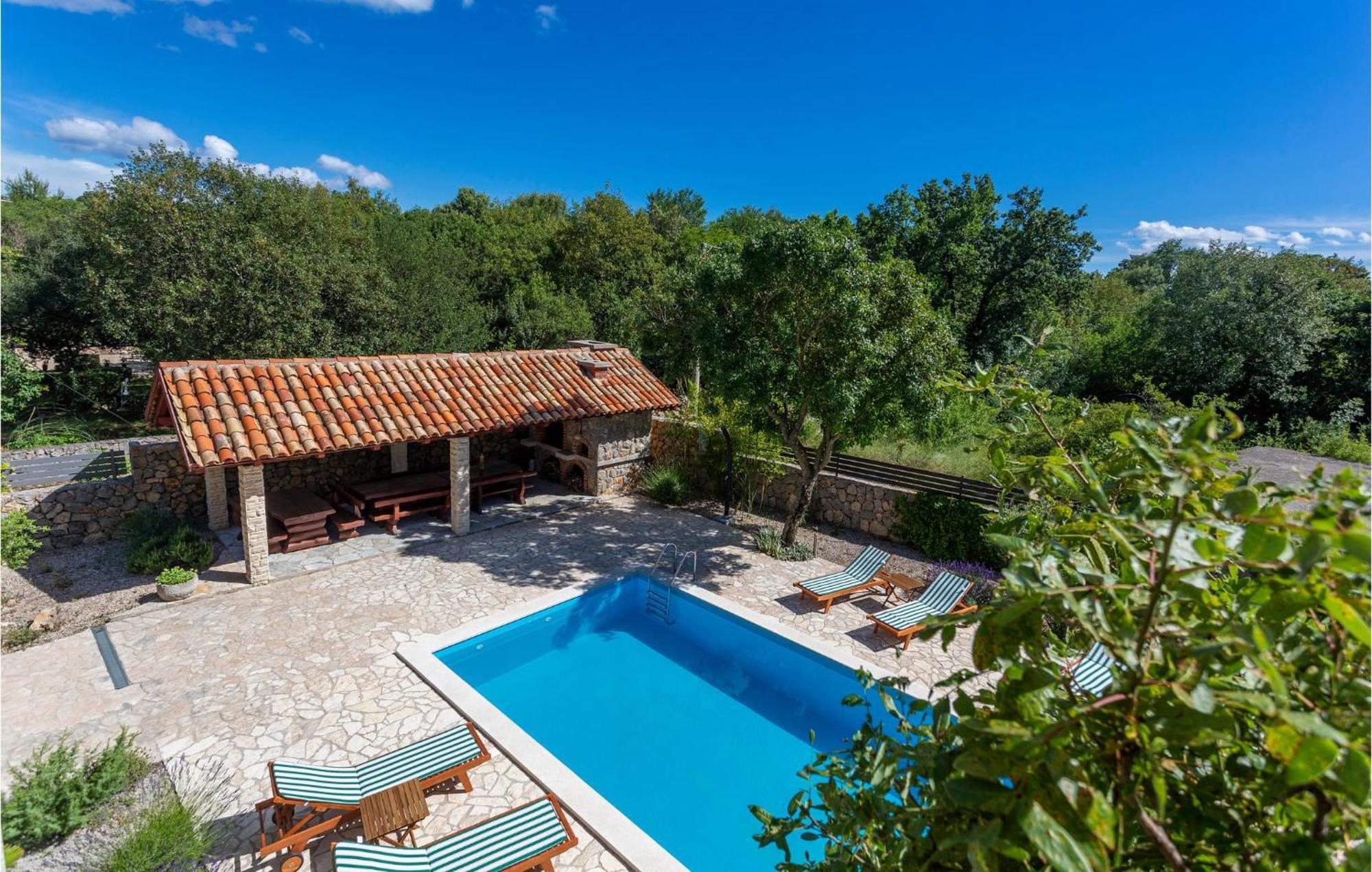 Beautiful Apartment In Pinezici With Wifi Exterior foto